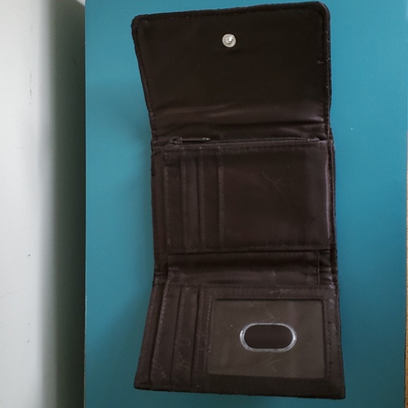 Vera Bradley brown quilted wallet - Picture 2 of 5
